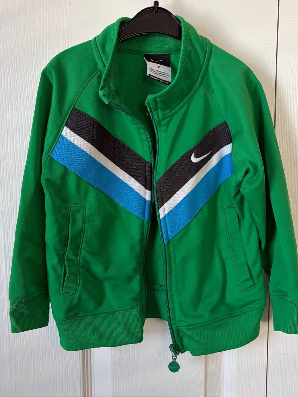 Nike child's track jacket 2T
